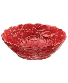 Martha Stewart Collection makes the table merrier than ever with the sculpted amaryllis bowl. Covered in vibrant red blooms, it complements the graceful Holiday Garden dinnerware pattern.