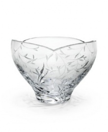 A delicate, etched vine motif and an asymmetrical rim infuses your décor with a gentle sophistication. Qualifies for Rebate A delicate, etched vine motif and an asymmetrical rim infuses your décor with a gentle sophistication. Qualifies for Rebate