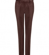 Stylish pants made ​.​.of fine brown cotton corduroy - Slim, straight cut - Particularly comfortable, thanks to the stretch content - Luxurious and relaxed simultaneously - Two diagonal side pockets - High quality and wonderfully comfortable - A favorite pair of pants you will wear your whole life long - Wear either casual with a cashmere pullover or classic with a shirt and matching jacket