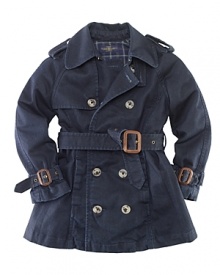 Iconic trench coat details are stylishly updated in durable denim and rendered in an easy cropped silhouette. Iconic trench coat details are stylishly updated in durable denim and rendered in an easy cropped silhouette.