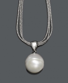 A daytime accessory or an evening statement piece. Fresh by Honora necklace features three textured sterling silver chains that stand in stark contrast to a lustrous cultured freshwater pearl (12-13 mm) pendant. Approximate length: 18 inches. Approximate drop: 3/4 inch. A daytime accessory or an evening statement piece. Fresh by Honora necklace features three textured sterling silver chains that stand in stark contrast to a lustrous cultured freshwater pearl (12-13 mm) pendant. Approximate length: 18 inches. Approximate drop: 3/4 inch.