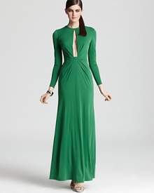 A minimalist silhouette meets maximum color in this modernly elegant Issa London maxi dress.