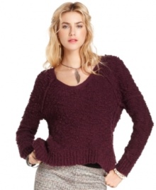 An allover nubby knit adds on-trend texture to this Free People sweater -- perfect as a layering piece!