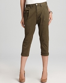 A new-season update from the military style, these relaxed MARC BY MARC JACOBS trousers are weekend-ready with a soft t-shirt, but chic with a silk top and glossy pumps.