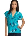 THE LOOKHawaiian printNotch lapelFront button closure Vented short sleevesChest button flap pocketsVented hemTHE FITAbout 24 from shoulder to hemTHE MATERIALSilkCARE & ORIGINDry cleanImportedModel shown is 5'10 (177cm) wearing US size Small. 