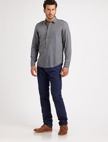 Pullover woven sportshirt with modern appeal shaped in a crisp cotton, with a lightweight feel that can be worn from this season to the next.Five-button placketShoulder epaulettesCottonMachine washImported