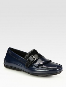 Handsome design with high-shine and side buckle detail, constructed in luxurious Italian leather.Kiltie detailLeather upperLeather liningRubber soleMade in Italy Handsome design with high-shine and side buckle detail, constructed in luxurious Italian leather.Kiltie detailLeather upperLeather liningRubber soleMade in Italy