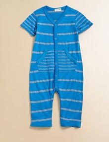 Covered in contrasting stripes with a split kangaroo pocket and snaps for easy on and off.V-neckShort sleevesFront and bottom snapsSplit kangaroo pocket35% supima cotton/30% rayon/25% cottonMachine washImported Please note: number of snaps may vary depending on size ordered. Covered in contrasting stripes with a split kangaroo pocket and snaps for easy on and off.V-neckShort sleevesFront and bottom snapsSplit kangaroo pocket35% supima cotton/30% rayon/25% cottonMachine washImported Please note: number of snaps may vary depending on size ordered.