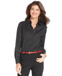 Made from wrinkle-free cotton, this Jones New York Signature shirt offers a crisp look all day long. Made from wrinkle-free cotton, this Jones New York Signature shirt offers a crisp look all day long.