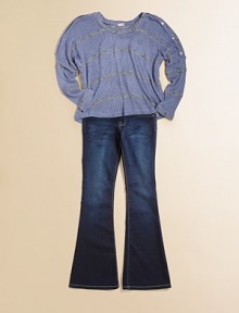 This pretty, oversized knit is updated with shoulder button detail and billowy sleeves for a cool look.ScoopneckLong sleevesPullover style82% rayon/13% polyester/5% spandexMachine washImported This pretty, oversized knit is updated with shoulder button detail and billowy sleeves for a cool look.ScoopneckLong sleevesPullover style82% rayon/13% polyester/5% spandexMachine washImported
