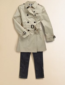 This chic double-breasted silhouette features traditional trench styling and a checked cotton lining.Point collarButton epaulettesButton-down gunflapDouble-breasted button frontLong sleeves with belted cuffsSelf beltRainflapBack ventCotton lining65% polyester/35% cottonMachine washImported This chic double-breasted silhouette features traditional trench styling and a checked cotton lining.Point collarButton epaulettesButton-down gunflapDouble-breasted button frontLong sleeves with belted cuffsSelf beltRainflapBack ventCotton lining65% polyester/35% cottonMachine washImported