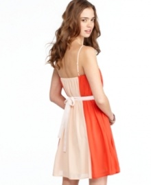 Score picture perfect style in this two-tone chiffon dress, made all the more cute with a ribbon belt! By American Rag.