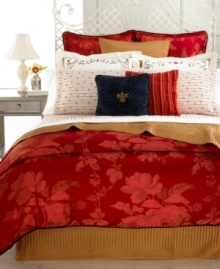 Delicate flowers dance with tailored stripes for a fresh, feminine look with a regal sensibility in the Noblesse Oblique flat sheet from Court of Versailles. Featuring 300-thread count sateen. Delicate flowers dance with tailored stripes for a fresh, feminine look with a regal sensibility in the Noblesse Oblique flat sheet from Court of Versailles. Featuring 300-thread count sateen.