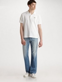 The classic, straight-leg Joe's Jeans fit in a light Washington wash that looks right and dresses down for every moment of the weekend. Five-pocket style Inseam, about 34 98% cotton/2% elastane Machine wash Imported The classic, straight-leg Joe's Jeans fit in a light Washington wash that looks right and dresses down for every moment of the weekend. Five-pocket style Inseam, about 34 98% cotton/2% elastane Machine wash Imported