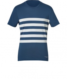 With its cool thick striping and modern slim fit, Burberry Brits indigo and bone striped tee is a contemporary choice for your laid-back looks - Round neckline, short sleeves, logo print at hemline - Slim fit - Wear with jeans and sneakers and your favorite hoodie