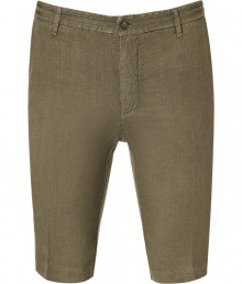 Stylish Bermuda short in fine, brown linen - Soft and lightweight material - Belt loops and button closure - Pockets at sides and welt pockets at rear - Flattering crease detail at thighs - Slim cut, hits above knee - Relaxed yet elegant and classically cool - Pair with a t-shirt, a polo or a button down