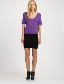 Softly draped jersey in a timeless shape, is finished with a touch of ruching near the hem.Narrow elastic waistbandSlightly ruched at one sideAsymmetrical seaming at backAbout 18 long56% rayon/35% polyester/9% spandexMachine washImportedModel shown is 5'11 (180cm) wearing US size Small. Softly draped jersey in a timeless shape, is finished with a touch of ruching near the hem.Narrow elastic waistbandSlightly ruched at one sideAsymmetrical seaming at backAbout 18 long56% rayon/35% polyester/9% spandexMachine washImportedModel shown is 5'11 (180cm) wearing US size Small.