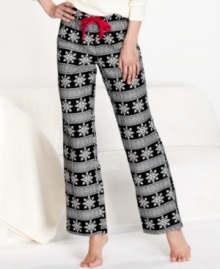 So necessary. The beautiful wintery print on Nautica's flannel drawstring pajama pants makes this pair a welcome addition to your wardrobe. So necessary. The beautiful wintery print on Nautica's flannel drawstring pajama pants makes this pair a welcome addition to your wardrobe.