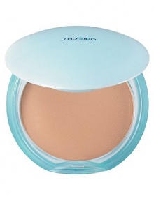 An oil-free powdery foundation that provides a sheer matte finish while minimizing the visibility of pores. Reduces shine with oil-absorbing powder for a matte effect. Offers sheer coverage to ensure a natural look and a light fresh feeling. Contains a Shiseido-exclusive powder with exceptional skincare benefits. Available in 6 shades. Case and refill sold separately. 0.38 oz. An oil-free powdery foundation that provides a sheer matte finish while minimizing the visibility of pores. Reduces shine with oil-absorbing powder for a matte effect. Offers sheer coverage to ensure a natural look and a light fresh feeling. Contains a Shiseido-exclusive powder with exceptional skincare benefits. Available in 6 shades. Case and refill sold separately. 0.38 oz.
