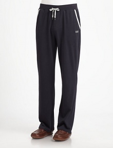 This cotton loungewear essential exudes superior quality and craftsmanship, shaped in remarkably soft, lightweight cotton with signature logo detail at the hip.Drawstring waistSide slash pocketsInseam, about 32CottonMachine washImported This cotton loungewear essential exudes superior quality and craftsmanship, shaped in remarkably soft, lightweight cotton with signature logo detail at the hip.Drawstring waistSide slash pocketsInseam, about 32CottonMachine washImported