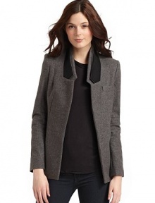 THE LOOKDouble collarNotched lapelOpen frontLightly padded shouldersLong sleevesTHE FITAbout 27½ from shoulder to hemTHE MATERIALWool/polyester/viscoseFully linedCARE & ORIGINDry cleanMade in USAModel shown is 5'9½ (176cm) wearing US size Small. THE LOOKDouble collarNotched lapelOpen frontLightly padded shouldersLong sleevesTHE FITAbout 27½ from shoulder to hemTHE MATERIALWool/polyester/viscoseFully linedCARE & ORIGINDry cleanMade in USAModel shown is 5'9½ (176cm) wearing US size Small.
