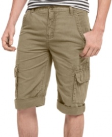 Keep on walking. Comfortable and functional, these cargo shorts from Guess are perfect for everyday excursions.