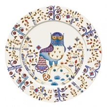 Meaning magic in Finnish, Taika Tableware showcases a range of bold and enchanting illustrations designed to ignite your imagination and inspire your storytelling. The patterns combine folklore with Slavic and Japanese influences for one-of-a-kind visual mythology. Meaning magic in Finnish, Taika Tableware showcases a range of bold and enchanting illustrations designed to ignite your imagination and inspire your storytelling. The patterns combine folklore with Slavic and Japanese influences for one-of-a-kind visual mythology.