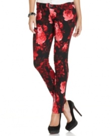 Floral printed jeans -- now there's a fashionable thought! This petite version from Seven7 are a real treat! Floral printed jeans -- now there's a fashionable thought! This petite version from Seven7 are a real treat!