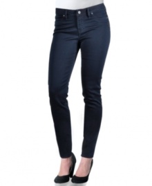 A rich dark wash makes these skinnies from Silver Jeans' totally versatile! Wear them with a flirty blouse or simple tee for a cute look you can depend on. A rich dark wash makes these skinnies from Silver Jeans' totally versatile! Wear them with a flirty blouse or simple tee for a cute look you can depend on.