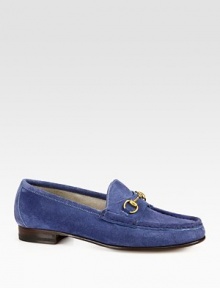 Suede loafers adorned by a 60th-anniversary horsebit buckle. Suede upperLeather lining and solePadded insoleMade in Italy