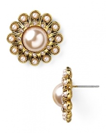 Show your love of '60's style with Carolee's pearl button earrings, crafted of antique gold plate and fashioned to resemble vintage gems.