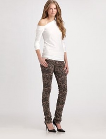 Work the trend in these lace-printed skinnies with a medium rise for a flattering fit. THE FITMedium rise, about 8Inseam, about 33THE DETAILSZip flyFive-pocket styleFully lined93% cotton/6% polyester/1% LycraDry cleanMade in USA of imported fabricModel shown is 5'9 (175cm) wearing US size 2.