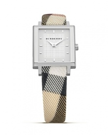 Nova check strap with square dial. Quartz movement. Nova check strap with square dial. Quartz movement.