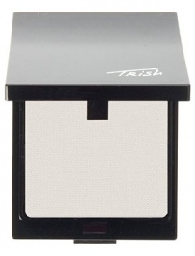 A colorless finishing powder for all skin tones. Perfectly sized for Trish's refillable pages and compacts.Please note: Compact sold separately. A colorless finishing powder for all skin tones. Perfectly sized for Trish's refillable pages and compacts.Please note: Compact sold separately.