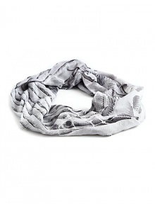 THE LOOKAllover tribal-inspired print with designer signatureHook-and-eye closureCan also be worn as a neck or wrist scarfTHE MEASUREMENTWidth, 7THE MATERIALSilkORIGINMade in Italy THE LOOKAllover tribal-inspired print with designer signatureHook-and-eye closureCan also be worn as a neck or wrist scarfTHE MEASUREMENTWidth, 7THE MATERIALSilkORIGINMade in Italy
