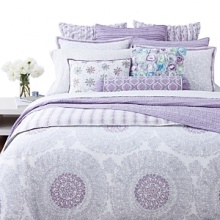 Sporting a casual yet sophisticated ranch style, this works comfortable in this collection - as well as others. Sporting a casual yet sophisticated ranch style, this works comfortable in this collection - as well as others.