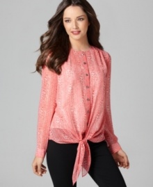 A herringbone print makes this DKNYC tie blouse perfect for adding a pop of color to your fall wardrobe!