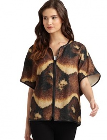 THE LOOKAllover woven abstract printPipping trimDolman sleevesWelt pocketsZip frontTHE FITAbout 24 from shoulder to hemTHE MATERIALWool/polyamideCARE & ORIGINDry cleanImportedModel shown is 5'9½ (176cm) wearing US size Small. 