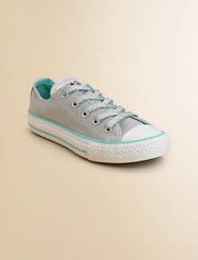 She'll get her kicks in these fantastic, sparkly lace-ups in the signature classic silhouette.Lace-upCanvas upperTextile liningRubber soleTraditional Chuck insoleImported She'll get her kicks in these fantastic, sparkly lace-ups in the signature classic silhouette.Lace-upCanvas upperTextile liningRubber soleTraditional Chuck insoleImported