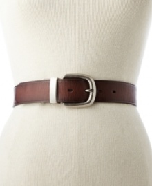 A quick twist takes you from rich brown leather to sleek black. Reversible belt by Fossil. A quick twist takes you from rich brown leather to sleek black. Reversible belt by Fossil.