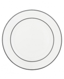 Leave it to kate spade to improve upon the classic sophistication of black and white. Dinner plates with a concentric pattern featuring the timeless pairing lend your tabletop easy elegance.