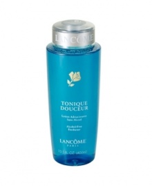 Soothing and cooling, this alcohol-free, pH balanced freshener gently tones and refines skin without depleting the natural oils of normal/combination skin. Formulated with skin-softening distilled flower water, this refreshing formula gives skin a cool, hydrating lift. Leaves skin perfectly clean, soft and supple. Dermatologist-tested For Safety. Soothing and cooling, this alcohol-free, pH balanced freshener gently tones and refines skin without depleting the natural oils of normal/combination skin. Formulated with skin-softening distilled flower water, this refreshing formula gives skin a cool, hydrating lift. Leaves skin perfectly clean, soft and supple. Dermatologist-tested For Safety.