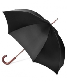Classic and timeless, this wooden Totes umbrella is the one must-have accessory that'll never go out of style. Classic and timeless, this wooden Totes umbrella is the one must-have accessory that'll never go out of style.