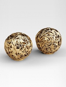 A special touch for a special dinner, handcrafted with rich detail and polished gold- or platinum plating. From the Acanthus Collection 1¾D X 1W (3 wide at leaves) Hand wash Imported A special touch for a special dinner, handcrafted with rich detail and polished gold- or platinum plating. From the Acanthus Collection 1¾D X 1W (3 wide at leaves) Hand wash Imported