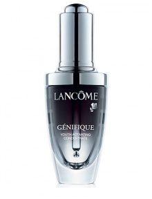 Youth is in your genes. Reactivate it. Discover the skin you were born to have. Lancôme invents our first skincare that boosts the activity of genes. Ten years of research, seven international patents. At the very origin of your skin's youth: your genes. Genes produce specific proteins, that can be found on the skin's surface. These proteins are the skin's signature of youth. With age, their presence diminishes. Youth is in your genes. Reactivate it. Discover the skin you were born to have. Lancôme invents our first skincare that boosts the activity of genes. Ten years of research, seven international patents. At the very origin of your skin's youth: your genes. Genes produce specific proteins, that can be found on the skin's surface. These proteins are the skin's signature of youth. With age, their presence diminishes.