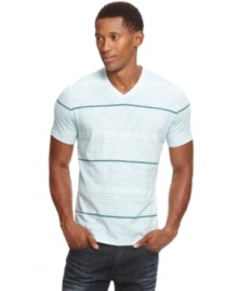 Everyday style gets elevated with this slim-fit striped t-shirt from Alfani Red.