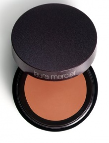A unique cream designed to help conceal, awaken and provide complete coverage for even the most intense dark eye area. Taken from Laura's personal technique of mixing a touch of pigment into concealer for problem areas, she has created two highly pigmented shades that work with a range of skin tones. .5 oz. A unique cream designed to help conceal, awaken and provide complete coverage for even the most intense dark eye area. Taken from Laura's personal technique of mixing a touch of pigment into concealer for problem areas, she has created two highly pigmented shades that work with a range of skin tones. .5 oz.