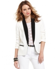 Must-have alert: BCX's meshes colorblock design with chic, tuxedo styling on a blazer that's utterly polished.