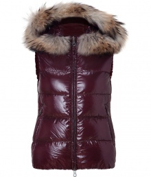 Stay warm while maintaining your impeccable style in this lightweight yet luxe down vest from Duvetica - Fur-lined hood, front two-way zip closure, sleeveless, zip pockets, quilted - Wear with an elevated jeans-and-tee ensemble and shearling lined boots