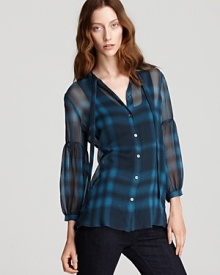 Plaids are softer this season, say goodbye to your lumberjack shirt and hello to this Burberry Brit blouse. Rendered in sheer silk, the feminine cut infuses your everyday style with romantic spirit. Plaids are softer this season, say goodbye to your lumberjack shirt and hello to this Burberry Brit blouse. Rendered in sheer silk, the feminine cut infuses your everyday style with romantic spirit.